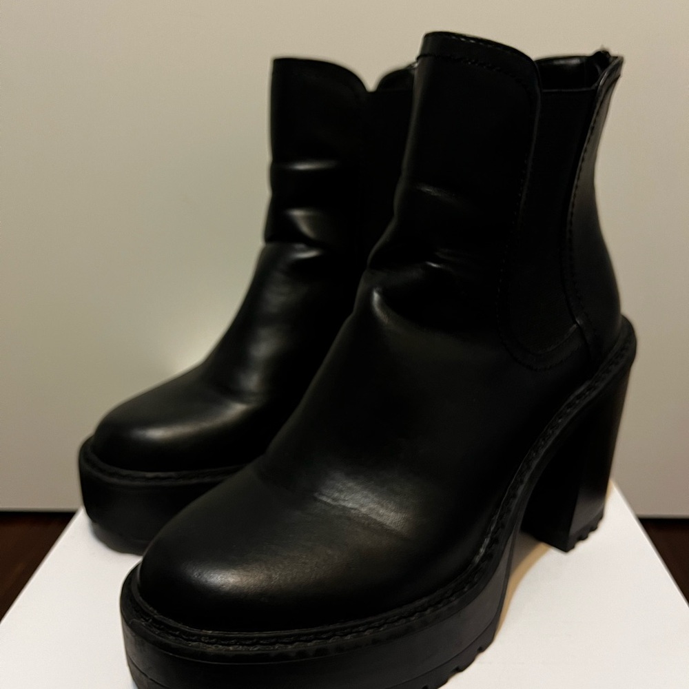 Madden Girl Kamira Black Platform Heeled Boots